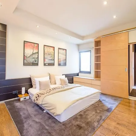 Venus - Parliament I Apartment